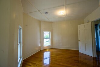 556 Columbus Ave in Syracuse, NY - Building Photo - Building Photo