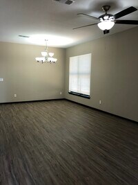 3503 Pecan St photo'