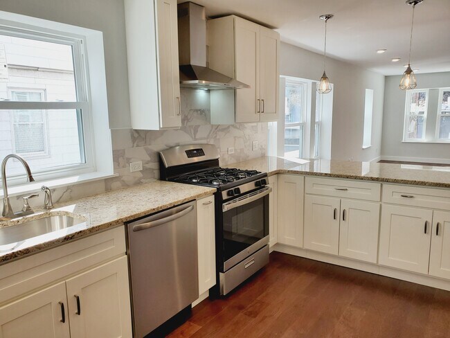 79 Bailey Rd, Unit 1 in Somerville, MA - Building Photo - Building Photo