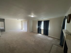 4803 Lewis Carroll Way in Sacramento, CA - Building Photo - Building Photo