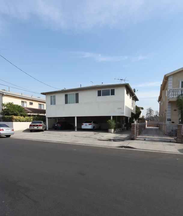 1266 N Kingsley Dr in Los Angeles, CA - Building Photo