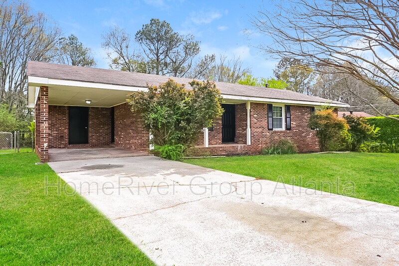 126 Amberwood Ln in Griffin, GA - Building Photo