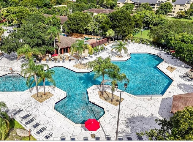 property at 6914 SW 114th Pl