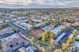 8649 E Royal Palm Rd, Unit 121 in Scottsdale, AZ - Building Photo - Building Photo