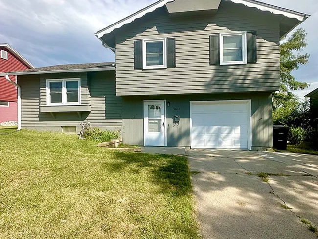 property at 5617 N 69th St