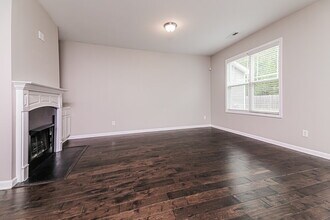 157 Golden Gate Pkwy in Clayton, NC - Building Photo - Building Photo