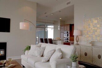 4000 San Felipe St in Houston, TX - Building Photo - Building Photo