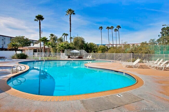 property at 3050 Rue Dorleans