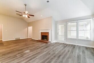 1584 Appling Wood Cove N in Cordova, TN - Building Photo - Building Photo