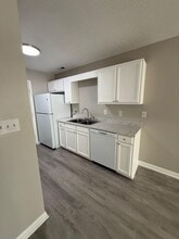 1112 Trinity St in Thomasville, NC - Building Photo - Building Photo