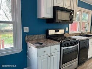 42 Fulton Ave in West Long Branch, NJ - Building Photo - Building Photo