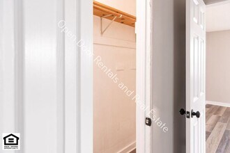 202 N Jackson St in Auburn, IN - Building Photo - Building Photo