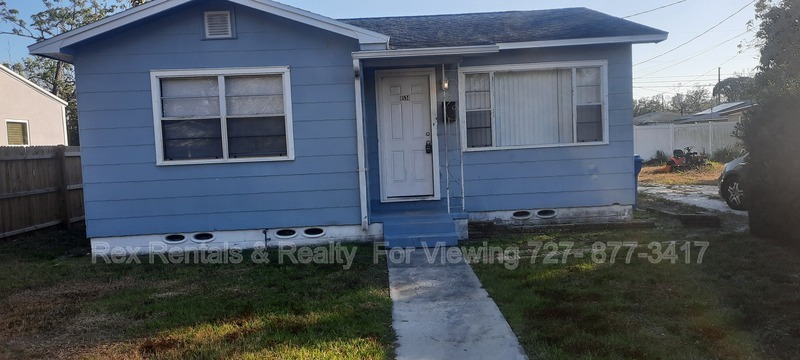 4534 13th Ave S in St. Petersburg, FL - Building Photo