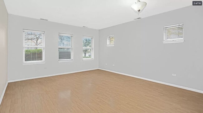 948 W 15th Pl, Unit 948 W 15th Pl. UNIT 1A in Chicago, IL - Building Photo - Building Photo