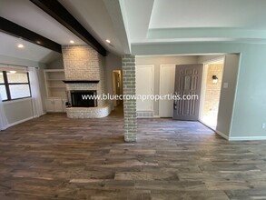 9 Brookfield Ct in Roanoke, TX - Building Photo - Building Photo