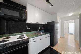 1620 Ke’eaumoku St in Honolulu, HI - Building Photo - Building Photo