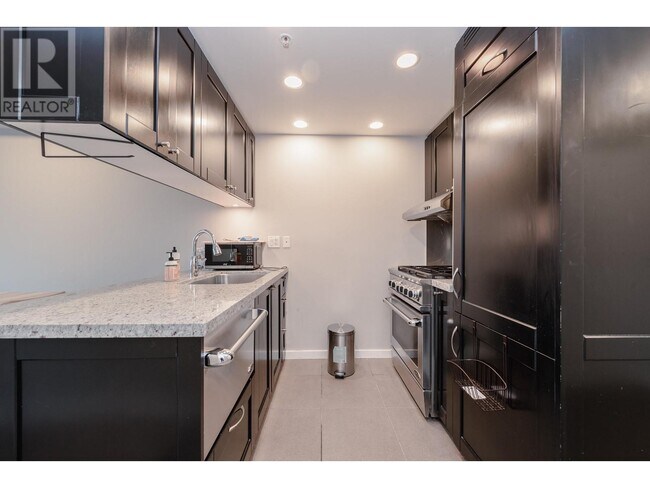 1133-1133 Homer St in Vancouver, BC - Building Photo - Building Photo