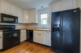 3809 Sentinel Dr in Nashville, TN - Foto de edificio - Building Photo