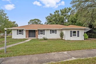 2291 W Gardenia Dr in Citrus Springs, FL - Building Photo - Building Photo