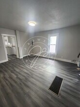 231 E Pearl St in Toledo, OH - Building Photo - Building Photo