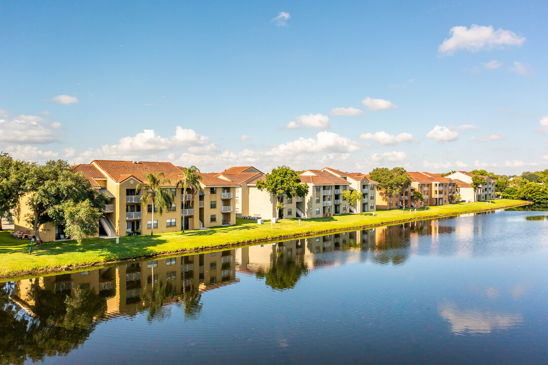 La Vue at Emerald Pointe Photo