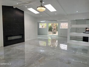 806 Cortijo Dr in El Paso, TX - Building Photo - Building Photo