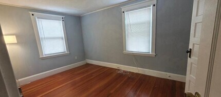 176 Safford St in Quincy, MA - Building Photo - Building Photo