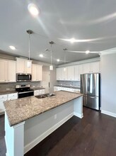 3229 Weyhill Trl in Buford, GA - Building Photo - Building Photo