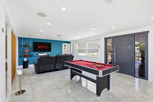 4644 Bay Crest Dr in Tampa, FL - Building Photo