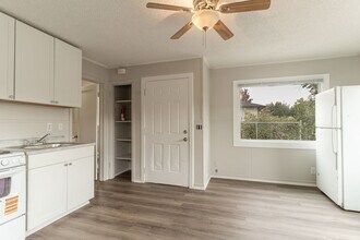 908 Bryan St in Wenatchee, WA - Building Photo - Building Photo