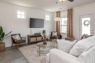 Alaina Park in Spring Hill, TN - Building Photo