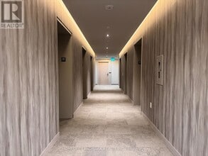 8 Interchange Wy in Vaughan, ON - Building Photo - Building Photo