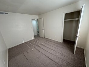 600 Reusens Rd in Lynchburg, VA - Foto de edificio - Building Photo