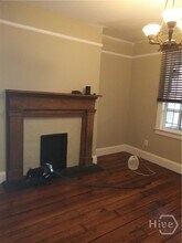 335 Whitaker St in Savannah, GA - Building Photo - Building Photo