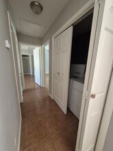 617 DFW Dr, Unit Apt 4 in Edinburg, TX - Building Photo - Building Photo