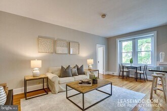 1901 Columbia Rd NW in Washington, DC - Building Photo - Building Photo