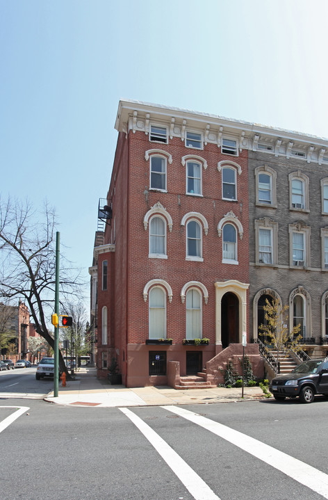 719 Park Ave in Baltimore, MD - Building Photo