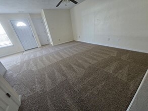 3341 Clover Meadow Dr in Chesapeake, VA - Building Photo - Building Photo