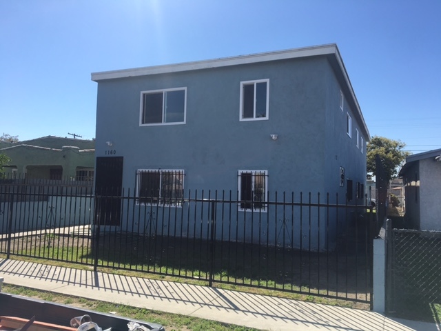 1160 E 77th St in Los Angeles, CA - Building Photo