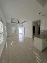 11 W Woodson Dr in Edinburg, TX - Building Photo - Building Photo