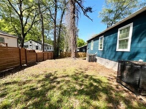 1391 Epworth St SW in Atlanta, GA - Building Photo - Building Photo