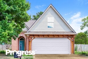 5388 Evening Mist Dr in Arlington, TN - Building Photo