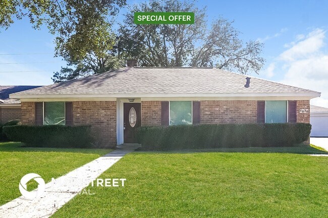 property at 5030 Summit Lodge Dr