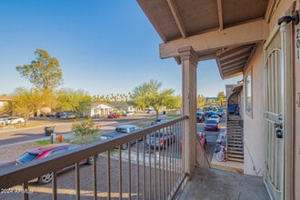 7144 N 66th Dr in Glendale, AZ - Building Photo - Building Photo