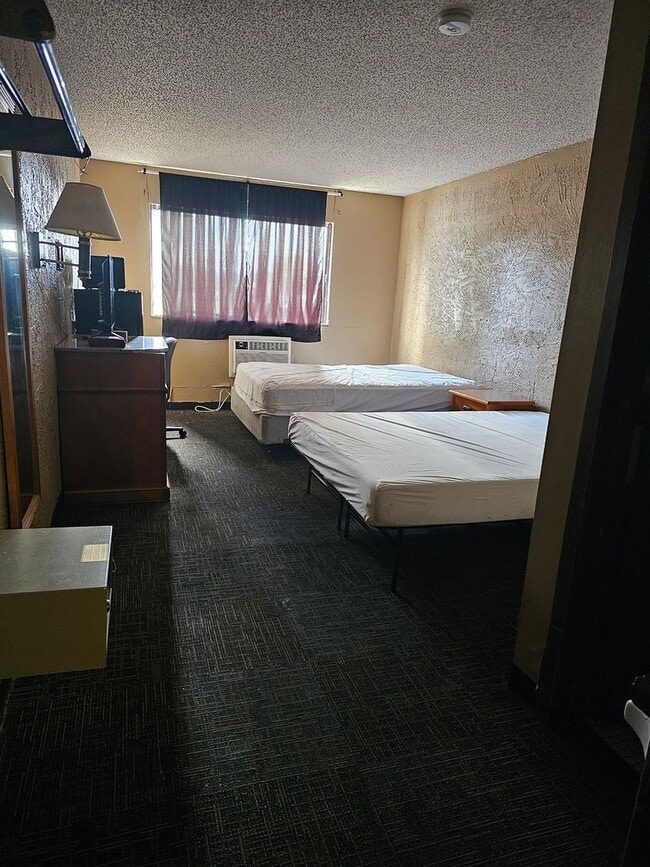 property at 1300 W Russell St