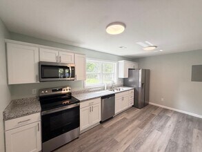 117 Pineview St in Havelock, NC - Building Photo - Building Photo