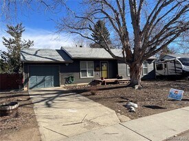 2318 Lincoln St in Longmont, CO - Building Photo