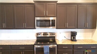 10206 Alamosa Ln in Temple, TX - Foto de edificio - Building Photo