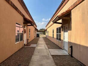 4501 N 25th Ln, Unit 4501 N 25th in McAllen, TX - Foto de edificio - Building Photo