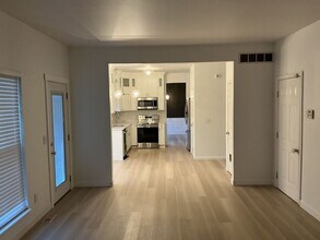 104 W Stoneridge Dr in Milford, OH - Building Photo - Building Photo